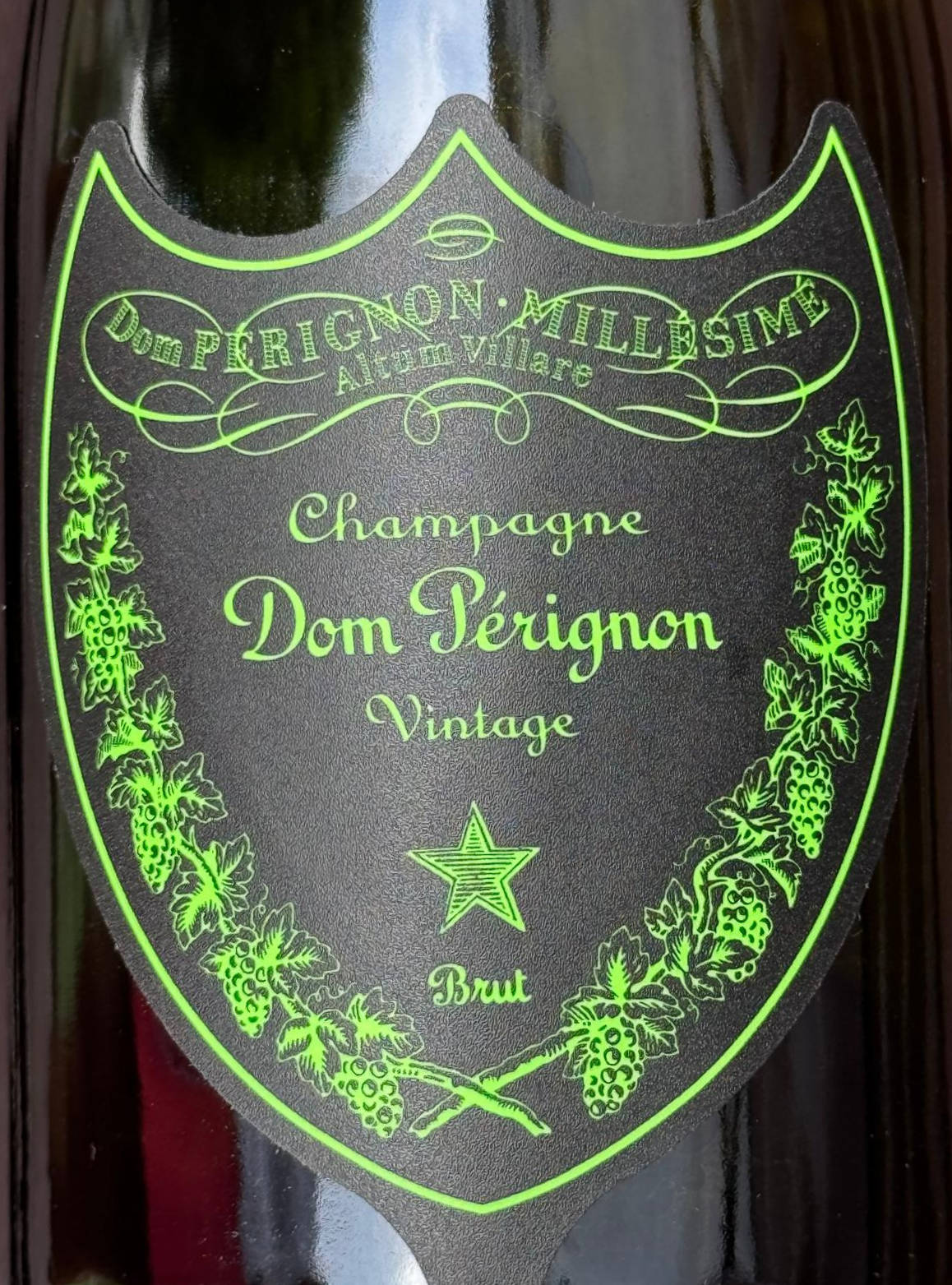 Dom Perignon Vintage 2015 Luminous LED
