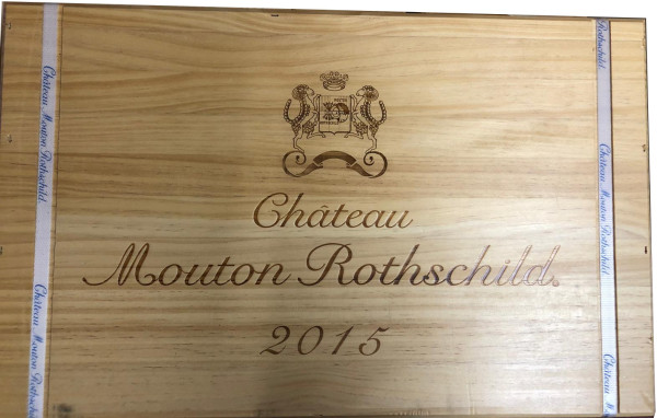 6 Flaschen Château Mouton Rothschild 2015 in original 6er Holzkiste